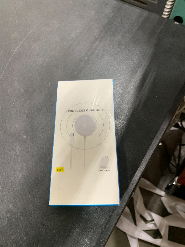 Photo 1 of [Apple MFi Certified]Magnetic Wireless Charger Apple Mag Safe Charger,15W 6FT Fast Wireless Charging Pad for Apple iPhone 16 Pro Max/16 Pro/16 Plus/15 Pro Max/14/13/12/AirPods3/2/Pro/Pro2,Charging Pad