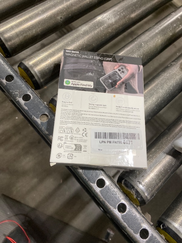 Photo 1 of ESR Geo for Magsafe Wallet with Full Find My Functionality,5 Card-Holder, RFID Blocking, Magnetic Wallet for iPhone 17/16/15/14/13/12 Series, with Adjustable Stand, Black