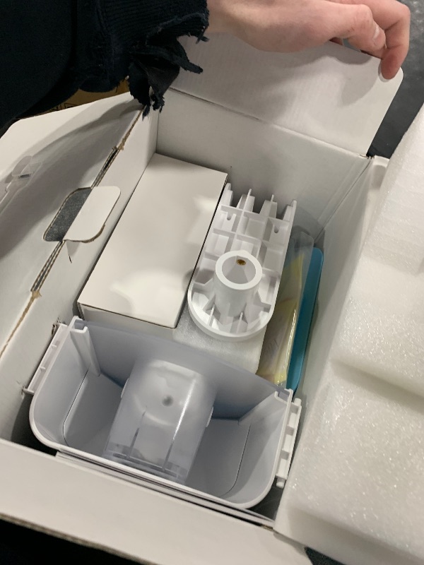 Photo 1 of 64GB Smart Bird Feeder with Camera Solar Powered, 2K 3MP HD Live Video &Playback on Phone, AI Identify +10,000 Bird Species, 2.4G WiFi Bird Feeder Camera Wireless Outdoor House-Bird Watching (Blue)