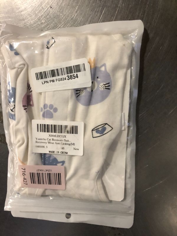 Photo 1 of Yuanchu Cat Recovery Suit, Breathable Cat Onesie for Cats After Surgery Female Abdominal Wounds or Skin Diseases Kitten Onesie Spay Recovery Wear Anti Licking(M)