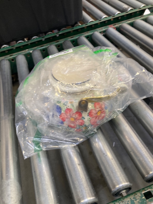 Photo 1 of 2.5L Enamel Tea Kettle, Bohemia Blue Flower Stovetop Teapot, Stylish Retro Steel Enamel Hot Water Kettle, Retro Classic Design Ideal Home Decor/Christmas Gift