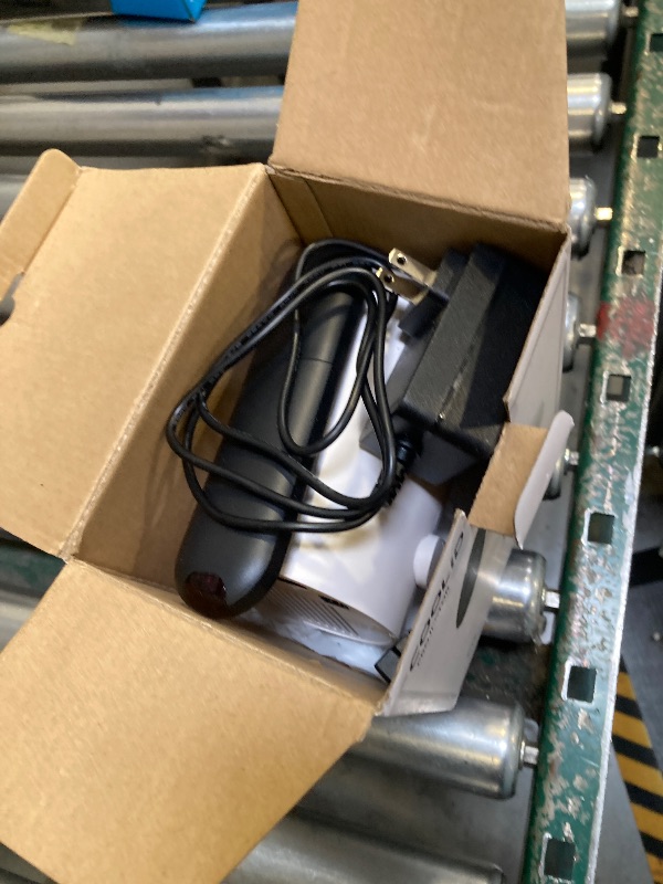 Photo 1 of [Built-in Apps & 2026 Upgraded] Mini Projector Support 4K 1080P Auto Keystone 180° Rotatable with WiFi 6 and Bluetooth 5.4, Projector Portable Compatibile with HDMI/TV Stick/Memory Stick/Laptop-White