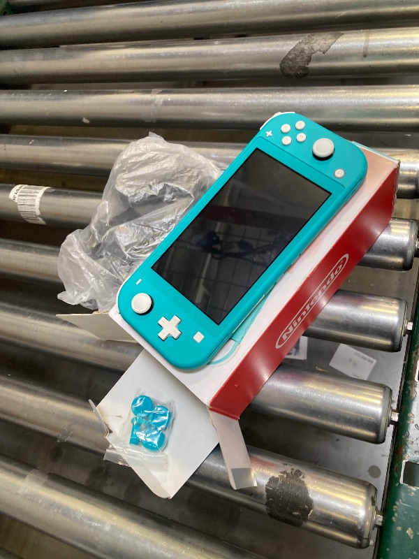 Photo 1 of Nintendo Switch Lite - Turquoise