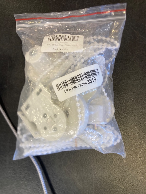 Photo 1 of 2 Set Roller Shade Accessory Set, Roller Blinds Connector Shades Clutch for 1.1"(28mm) Tube Fitting Parts Repair Kit Complete with Child Safty P-Clips and Transparent Handle