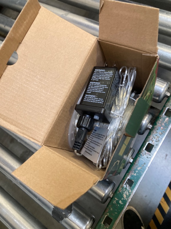 Photo 1 of 1000 LED 328 FT Outdoor Christmas Lights, IP67 Waterproof Twinkle String Lights with Remote 8 Modes and Timer Memory Function, Fairy Light for Holiday Garden Party Decorations(Warm White)