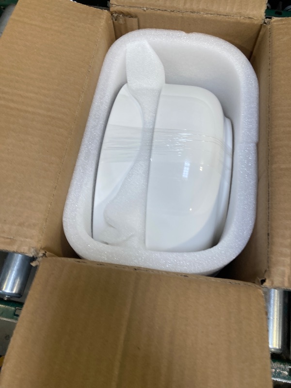 Photo 1 of Onniyor Porcelain Big Salad Bowls, 110 ounce (10") Large Serving Bowls, Sturdy Pasta Bowl Set, Mixing Bowls for Kitchen, Dishwasher & Microwave Safe Serving Plates, Set of 2, White