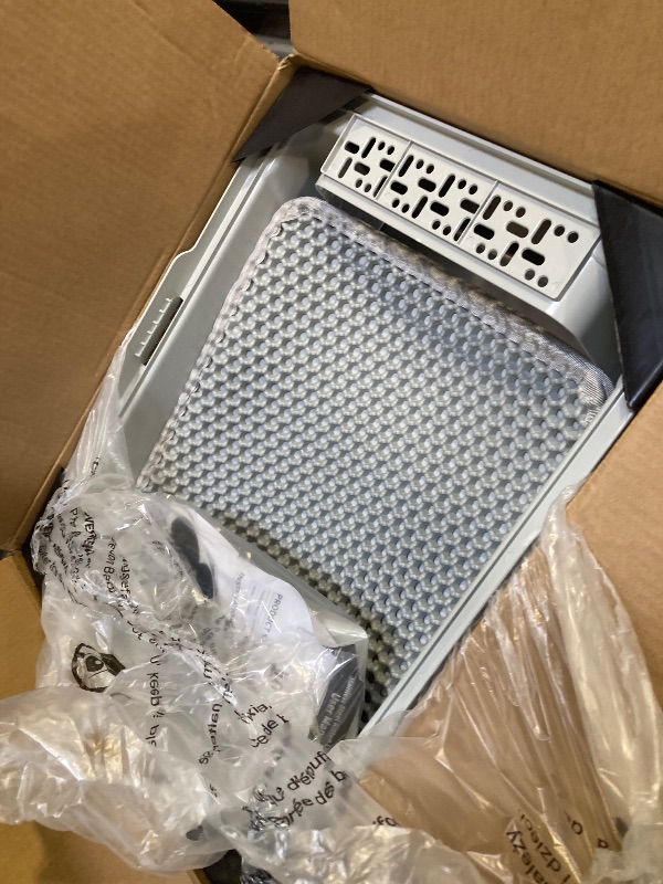 Photo 1 of FURTIME Stainless Steel Cat Litter Box with Lid, Metal Kitty Litter Box for Small Cats, Kitten Litter Boxs with Scoop and Mat, Non-Sticky, Anti-Leakage, Easy to Clean, 17"x13"x8.4" (Small)