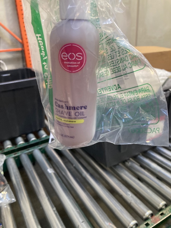 Photo 1 of eos Cashmere Shave Oil – Vanilla Cashmere, Moisturizing Shave Oil with Shea Butter & Glycerin, Helps Prevents Irritation & Razor Burn, Vegan, 6 fl oz