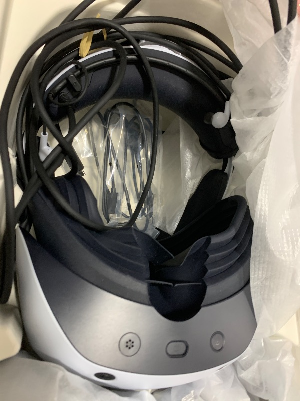 Photo 1 of PlayStation VR2 (PSVR2)