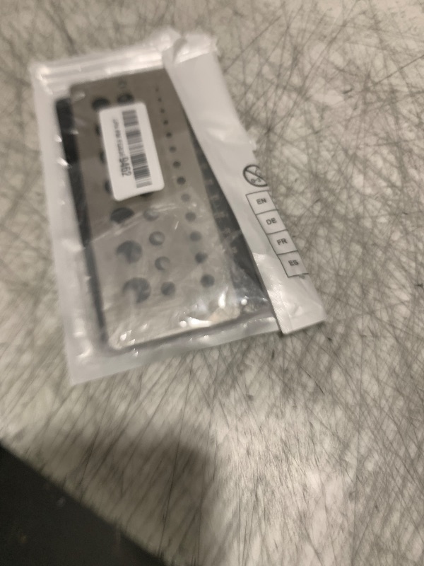 Photo 1 of 2 Pcs Drill Bit Size Gauge Drill Bit Guide Stainless Steel Gauges for 1/16 Inch to 1/2 Inch Size Bits, 29 Holes Metal Gauge Tool Bolt and Wire Diameter Index Accurate Measurement, Black and Silver