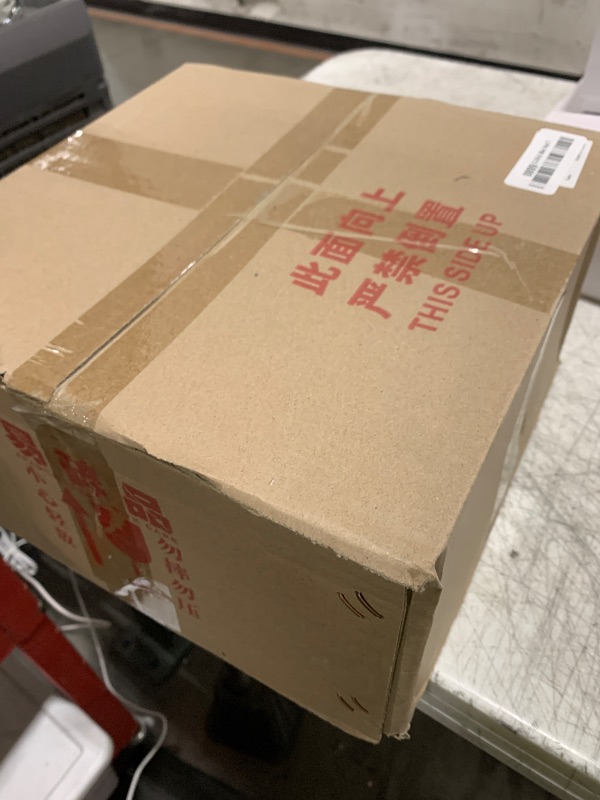 Photo 1 of Ceramic Pots Casserole Soup Bowl with Lid Ceramic Cookware Stockpot Rice Pots Clay Pot for Cooking (White, 3.4 Quart)