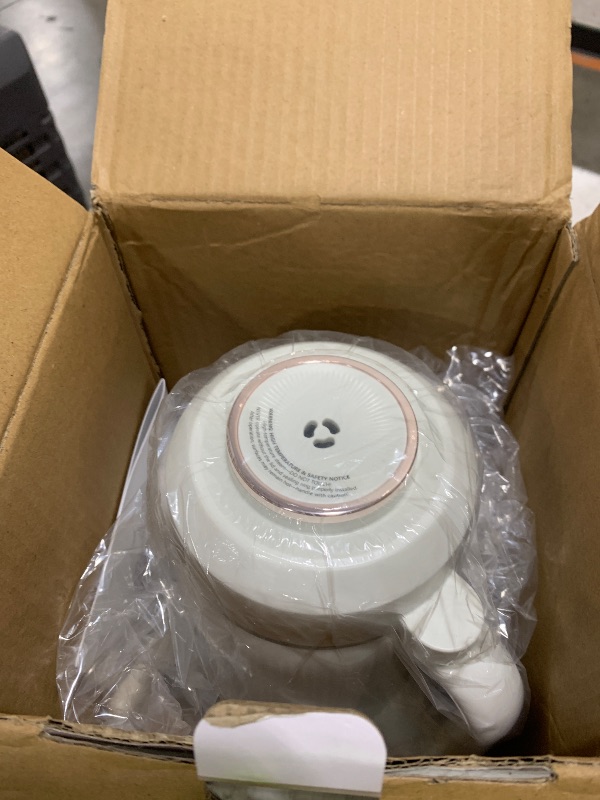 Photo 1 of MAGETANG 7 in 1 Nut Milk Maker Machine 28oz Automatic Milk Maker for Homemade Coconut, Oat, Soy, Plant-Based Milk, Juice with 18H Delay Start/6H Keep Warm/Self Cleaning (Cream)