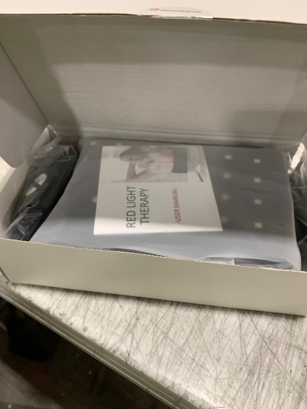 Photo 1 of Red Light Therapy Infrared Light Therapy Pad for Body Pain NIR Deep Therapy for Back Knee Hands Feet Relief Portable 660nm 850nm Home Heating Light Therapy Wrap Belt Gift for Women Men