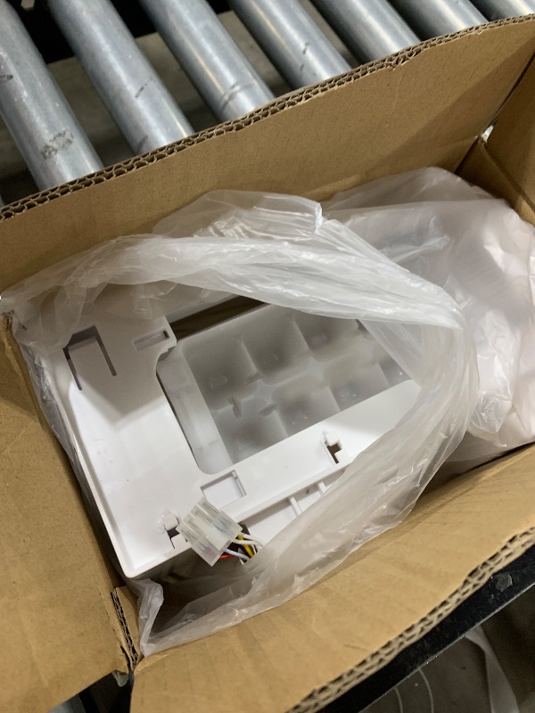 Photo 1 of W10873791 Refrigerator Ice Maker Assembly W10873791 Parts