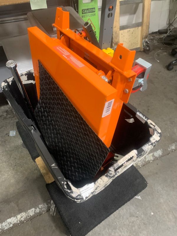 Photo 3 of VEVOR Hydraulic Lift Table Cart