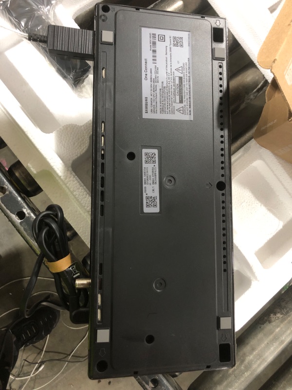 Photo 1 of FOR PARTS ONLY - SAMSUNG 65-Inch Class QLED 4K LS03D The Frame Series Quantum HDR Smart TV w/Dolby Atmos, Art Mode, Anti-Reflection, Customizable Frame, Slim Fit Wall Mount with Alexa Built-in (QN65LS03D, 2024 Model)