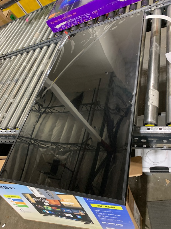 Photo 1 of *PARTS ONLY* SAMSUNG 40-Inch Class Full HD F6000 Smart TV (2025 Model) HDR, Object Tracking Sound Lite, Knox Security, One UI Tizen, Smart TV