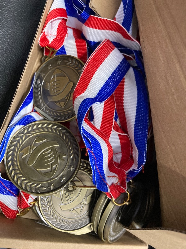 Photo 1 of 
Ecally Award Medals with Neck Ribbons 2'' Trophy for Students Team Medals for Sports Competition Party Participation Winner Gift Decoration