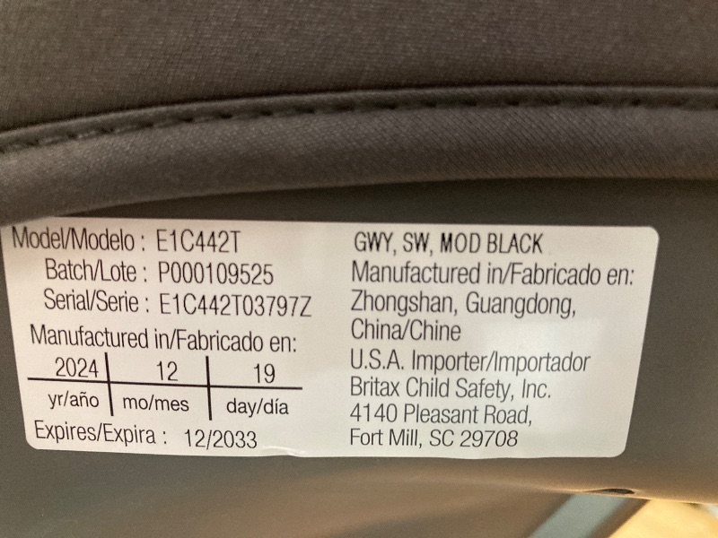 Photo 1 of **EXPIRES 2033**
Britax Grow with You Harness-2-Booster Car Seat, 2-in-1 High Back Booster, Quick-Adjust 5-Point Harness, Mod Black