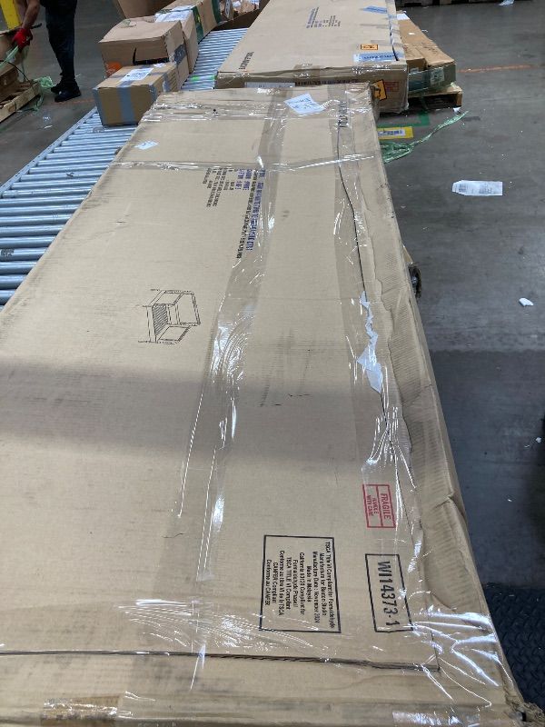 Photo 1 of **2 boxes**Baxton Studio Lucera Bobbin Daybed - Wooden Bed Frame with Turned Spindle Detailing, Classic Style Sofa Bed for Bedroom or Guest Room, Twin, White