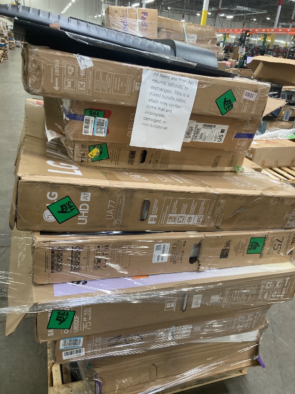 Photo 1 of ********No returns***No refund*******TV pallet doesn't work, only for parts of different brands and sizes. Some turn on, others don't. Broken screens, possibly missing cables and remote control. Returns not accepted. Final sale, approximate retail price o