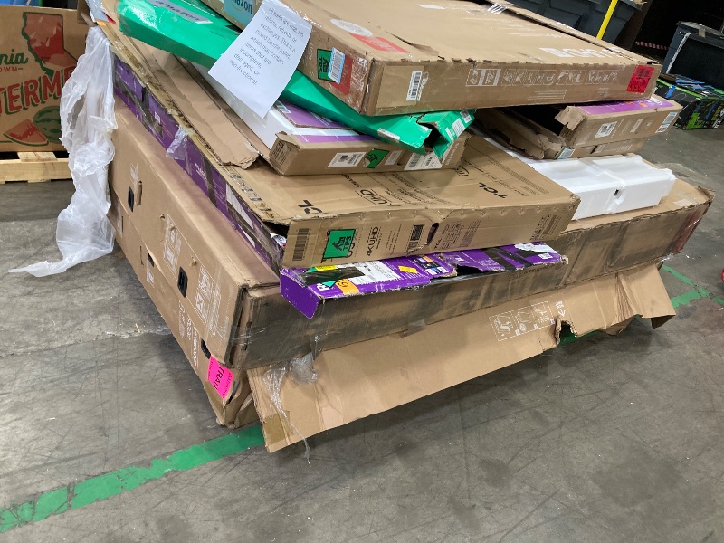 Photo 1 of ********No returns***No refund*******TV pallet doesn't work, only for parts of different brands and sizes. Some turn on, others don't. Broken screens, possibly missing cables and remote control. Returns not accepted. Final sale, approximate retail price o