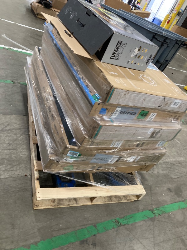 Photo 1 of ********No returns***No refund*******TV pallet doesn't work, only for parts of different brands and sizes. Some turn on, others don't. Broken screens, possibly missing cables and remote control. Returns not accepted. Final sale, approximate retail price o