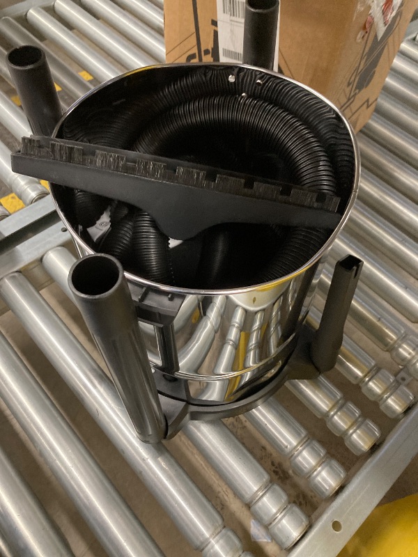 Photo 1 of ***(USED, DAMAGE -SELLING AS IS)*** Armor All VO408S 0901 4 Gallon 3 Peak HP Stainless Steel Wet/Dry Vacuum, Orange**USED**