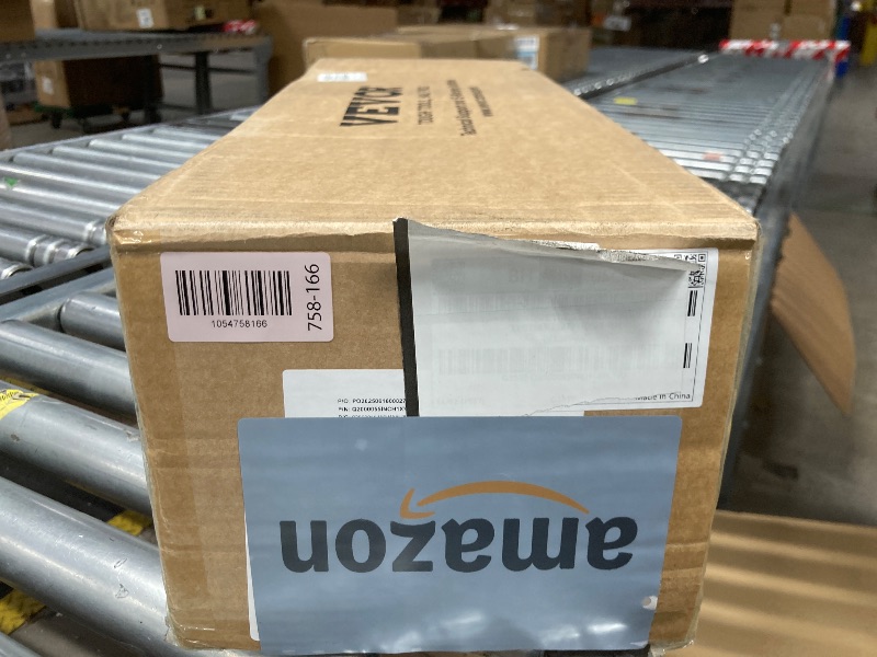 Photo 1 of VEVOR 1Piece Vehicle Ramp 20000 lbs/9 Ton Capacity Car Service Ramp, Effortlessly Lift 5.5" High, Durable Nonslip & Portable, for Routine Tire Replacement Repairs, Work with Tandem Wheel Vehicles