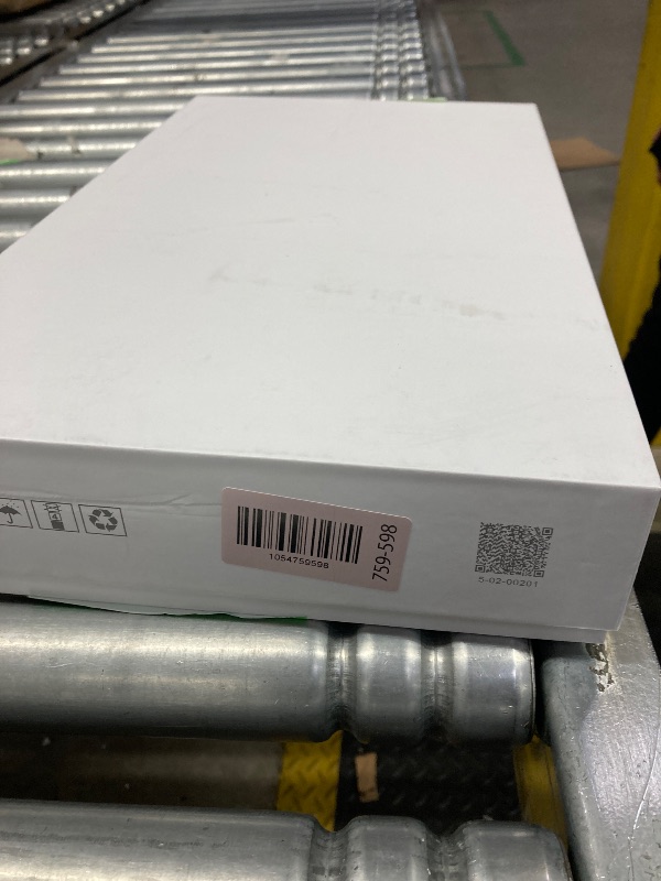 Photo 1 of (DEVICE NEEDS TO BE WIPED, LOCKED) Golzer Android 15 Tablet, 15.4" Large Tablet 8GB RAM 256GB ROM, 8-Core MTK G99, 1080P IPS FHD Display, 10000mAh Battery, 5+13MP Dual Camera, Wifi 5, BT 5.0, with Screen Protector, Stand