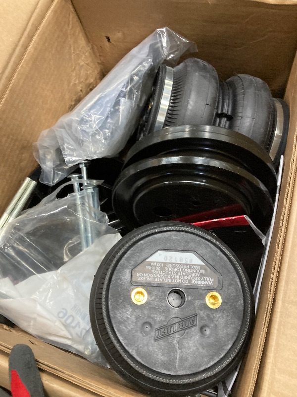 Photo 1 of *Piece missing?* Air Lift 57580 LoadLifter 7500 XL Ultimate Air Spring Kit