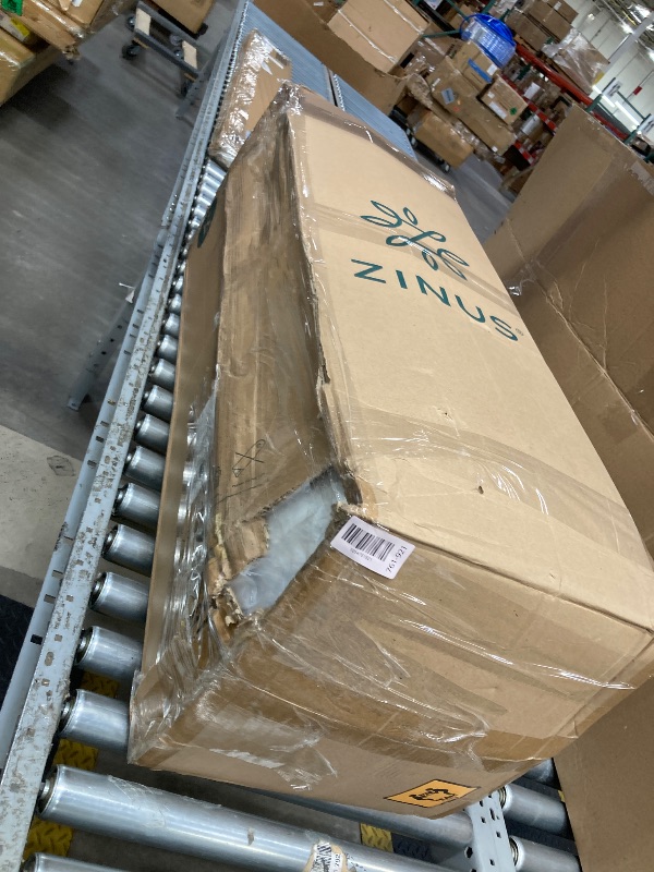 Photo 1 of *FACTORY SEALED* ZINUS 12 Inch Green Tea Essential Memory Foam Mattress [New Version], King, Fiberglass Free, Medium Feel, Breathable Airflow Memory Foam, Certified Safe Foams & Fabric, Mattress in A Box