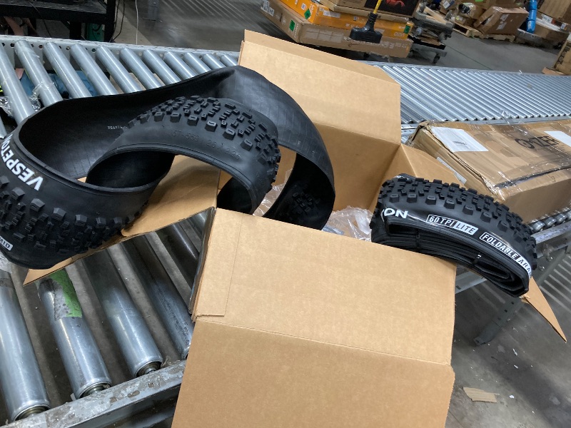 Photo 1 of   *used*26/27.5/29x2.25 inch Bike Tires Pair Mountain Bike Tires 60 TPI 26 inch Bicycle Tires Kevlar Foldable Tire   2pcs   k 26x2.25)