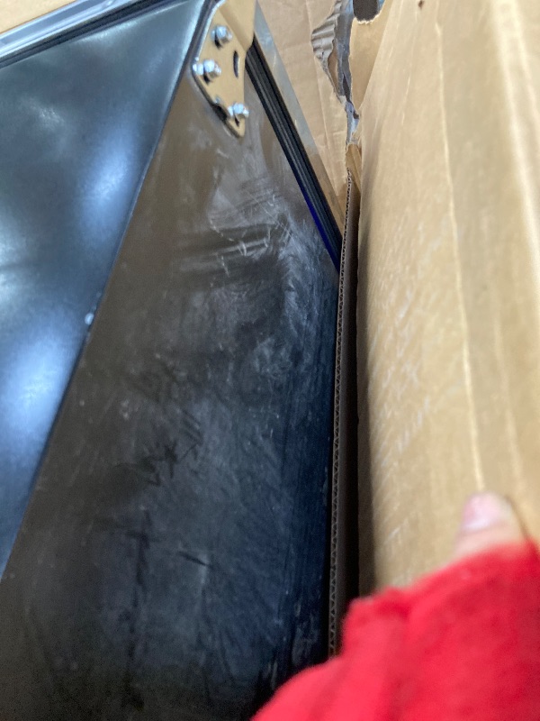 Photo 1 of ***** THE PRODUCT IS USED, IT IS MISSING PARTS, IT IS A LITTLE SCRATCHED ON THE TOP AND BOTTOM, THE DOOR IS DETACHED FROM THE SCREW, IT WAS CONNECTED AND WORKED, BUT IT IS NOT KNOWN IF IT IS 100% FUNCTIONAL, WHICH IS WHEN IT HAS TO BE GIVEN TIME TO COO