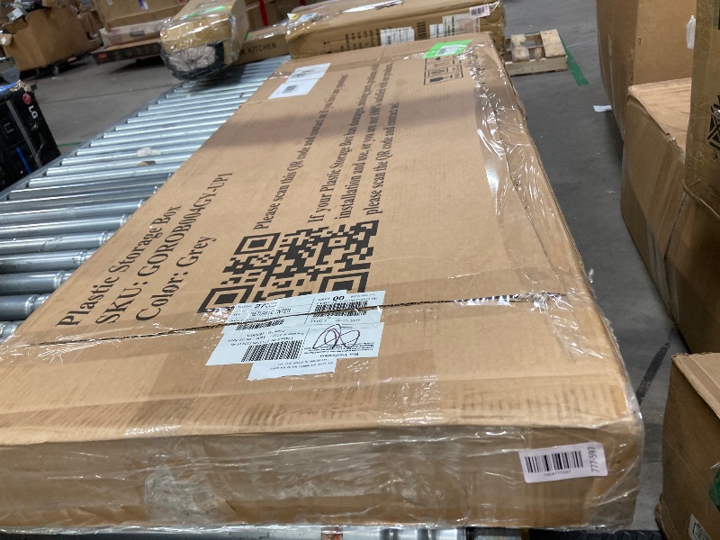 Photo 1 of ***I DON'T KNOW IF THERE ARE MISSING PIECES**130 Gallon Resin Deck Box, Outdoor Lockable Storage Container for Patio Cushions, Garden Tools, Pool Supplies, Toys, Waterproof and UV Resistant, Reinforced Rib Design, Gray
