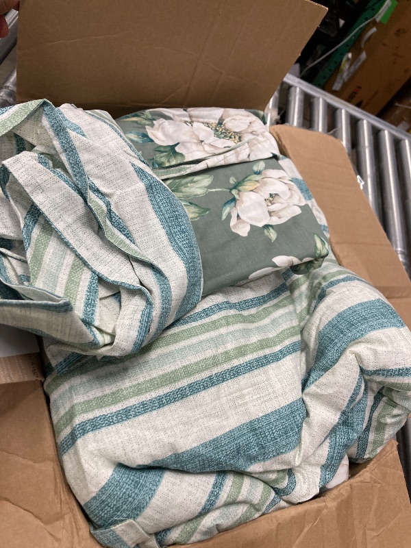 Photo 1 of **I DON'T KNOW IF THERE ARE MISSING PARTS**Laura Ashley - Full/Queen Comforter Set, Premium Cotton Bedding with Matching Shams, Includes Bonus Decorative Pillows, Floral Home Decor, Oeko-Tex Certified (Wisley Floral Green, Full/Queen)