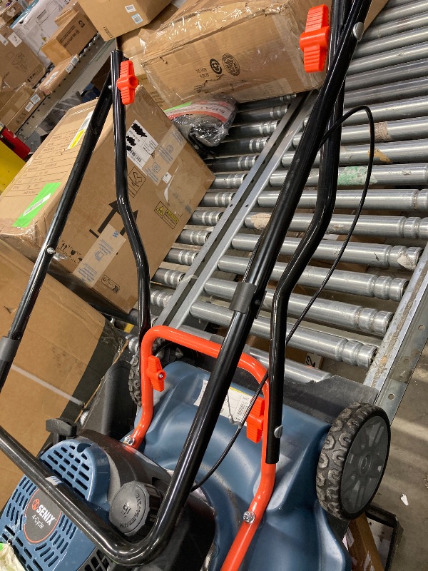 Photo 1 of ***I DON'T KNOW IF IT WORKS*********** SENIX Gas Lawn mower, 18in Cutting Blade / 19in Cutting Deck, 144cc 4-Cycle Engine Push Mower with Side Discharge
