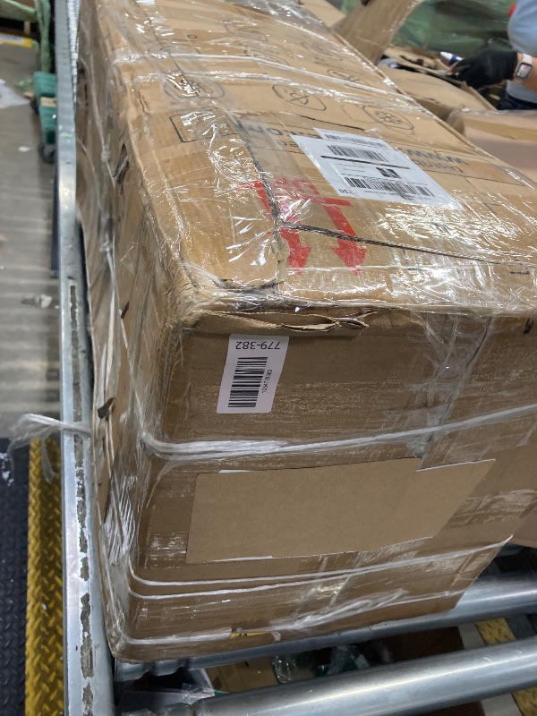 Photo 1 of **IT TURNED ON AND OFF, I DON'T KNOW IF IT WORKS****** 14,000 BTU Drainage-free Portable Air Conditioner for Indoor Rooms, 3-In-1 AC Unit for Bedroom 225-300 Sq.Ft, Dehumidifier, Fan, Sleep Mode, 24 Timer, Remote Control, Window Kits, White