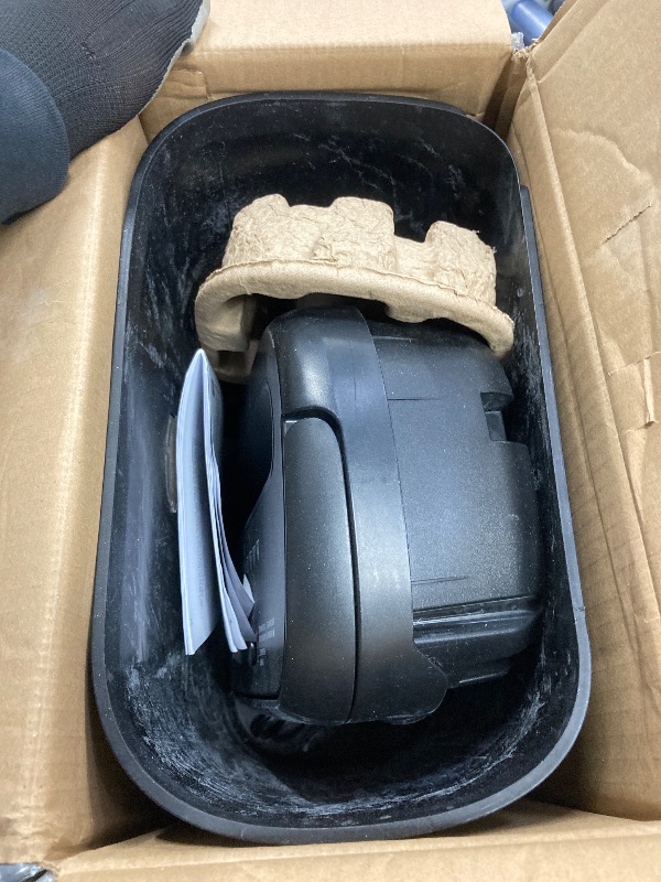 Photo 1 of  8-Sheet Micro Cut Paper Shredder