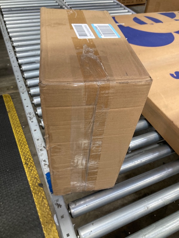 Photo 1 of **PARTS ONLY/MOTOR NOT WORKING**BANHAO Train Horns Kit for Trucks 180dB Super Loud Truck Air Horn with 150 PSI 12V Air Compressor Air Tank Can for Truck Car Jeep SUV Train Pickup Boat and Other Vehicles