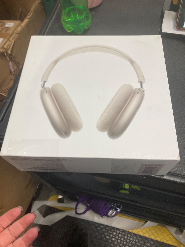Photo 1 of Apple AirPods Max Wireless Over-Ear Headphones, Pro-Level Active Noise Cancellation, Transparency Mode, Personalized Spatial Audio, USB-C Charging, Bluetooth Headphones for iPhone - Starlight
