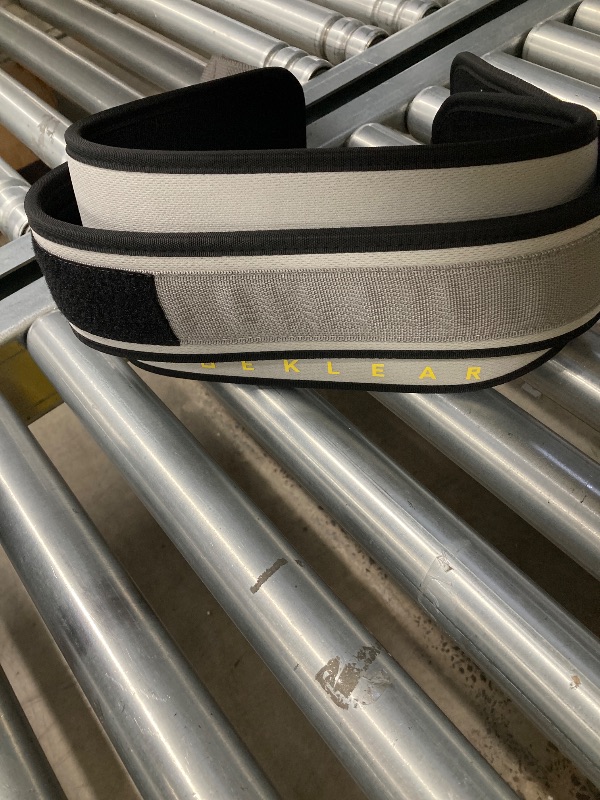 Photo 1 of ***(MISSING PARTS -SELLING AS IS)*** MANUEKLEAR 2-in-1 Weightlifting Belt & Dip Belt with 36.7 IN Rope, Double-Layer Weight Lifting Belts, Powerlifting Gym Weighted Belt for Pull Up Squat