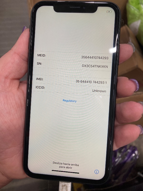 Photo 1 of  Apple iPhone XR (64GB) - Black [Locked to Carrier – Simple Mobile]