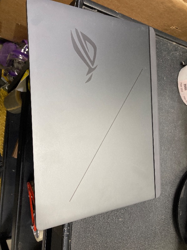 Photo 4 of ASUS ROG Strix G16 (2025) Gaming Laptop, 16” FHD+ 16:10 165Hz/3ms Display, NVIDIA® GeForce RTX™ 5060 Laptop GPU, Intel® Core™ i7 Processor 14650HX, 16GB DDR5, 1TB Gen 4 SSD, Wi-Fi 7, Windows 11 Home