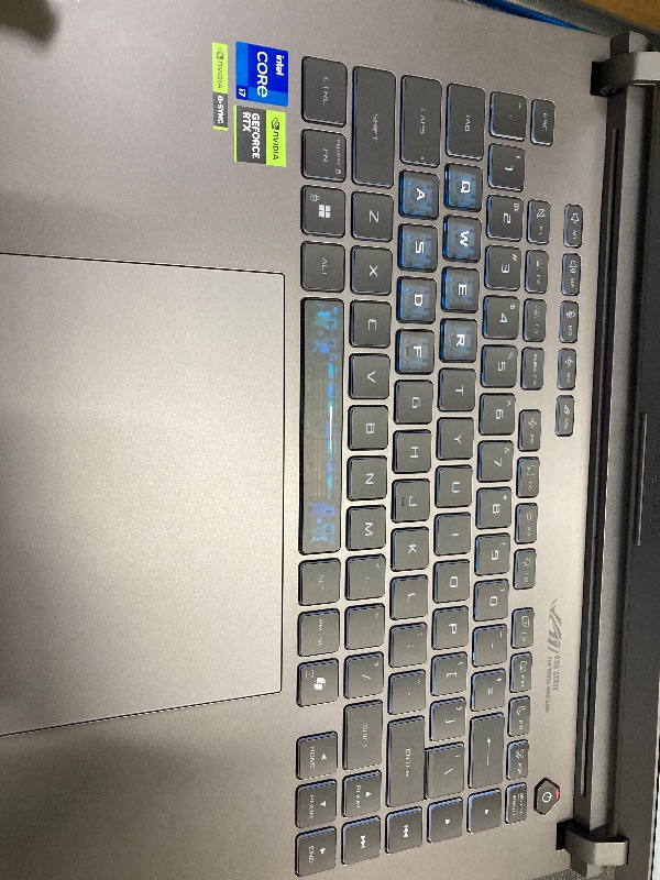 Photo 1 of ASUS ROG Strix G16 (2025) Gaming Laptop, 16” FHD+ 16:10 165Hz/3ms Display, NVIDIA® GeForce RTX™ 5060 Laptop GPU, Intel® Core™ i7 Processor 14650HX, 16GB DDR5, 1TB Gen 4 SSD, Wi-Fi 7, Windows 11 Home