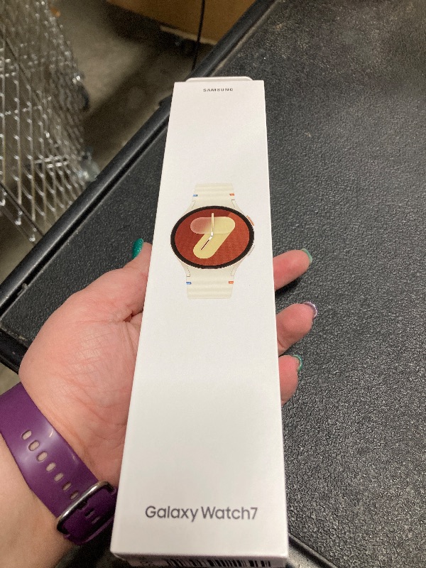Photo 1 of  FACTORY SEALED ------------ SAMSUNG Galaxy Watch 7 40mm Bluetooth AI Smartwatch w/Energy Score, Wellness Tips, Heart Rate Tracking, Sleep Monitor, Fitness Tracker, 2024, Cream [US Version, 1Yr Manufacturer Warranty]
