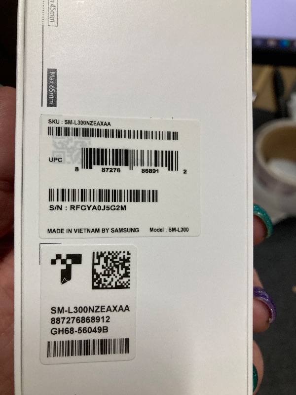 Photo 1 of  FACTORY SEALED ------------ SAMSUNG Galaxy Watch 7 40mm Bluetooth AI Smartwatch w/Energy Score, Wellness Tips, Heart Rate Tracking, Sleep Monitor, Fitness Tracker, 2024, Cream [US Version, 1Yr Manufacturer Warranty]