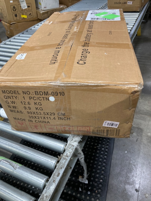Photo 1 of ***missing parts ***UBesGoo 12V Kids Ride on Car Toys, Licensed Porsche Cayenne Powered Electric Car for Kids, Parent Remote Control, White