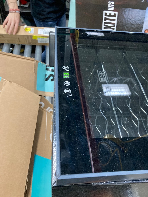 Photo 1 of ***NE SIDE OF THE DOOR IS DETACHED BECAUSE IT IS MISSING A SCREW**The product is used and was connected and turned on, but it is not known if it works at 100% because it has to be given time to cool down.BLACK+DECKER BD61526 Wine Cellar, Black Cabinet wit