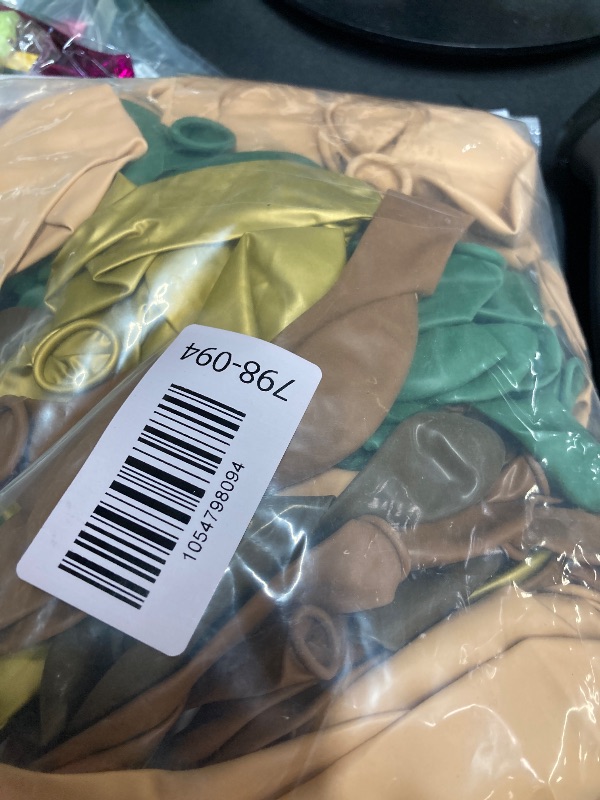 Photo 1 of ****Partial set***

PERPAOL PCS Sage Green Brown Balloon Garland Kit